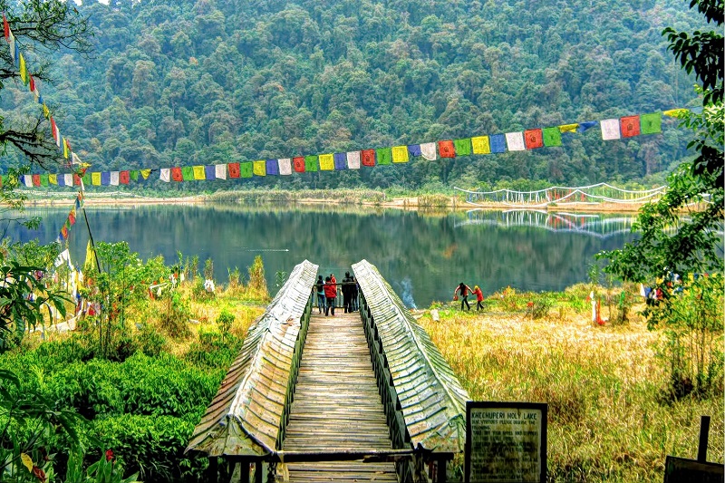 tourist places near matigara siliguri